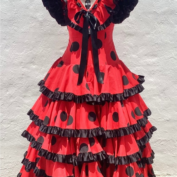 Authentic Spanish  
Vintage Flamenco Dress - Picture 8 of 10